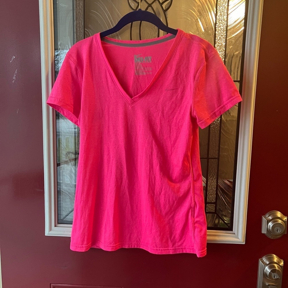 NIKE Dri-Fit Shirt